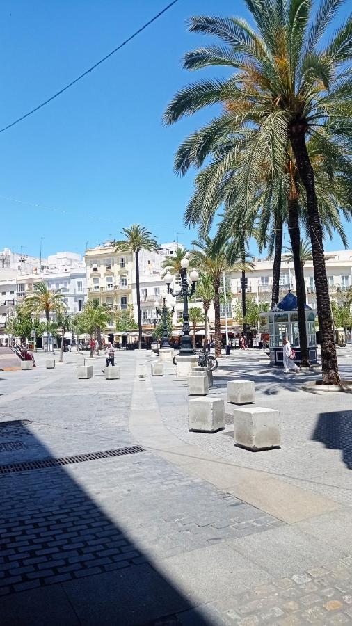 Apartamentos Plaza Santo Domingo Kadyks Zewnętrze zdjęcie