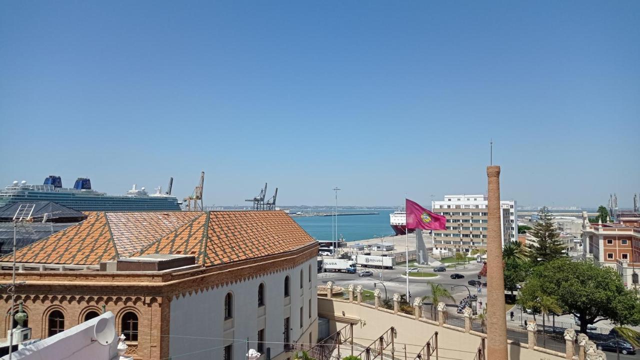 Apartamentos Plaza Santo Domingo Kadyks Zewnętrze zdjęcie
